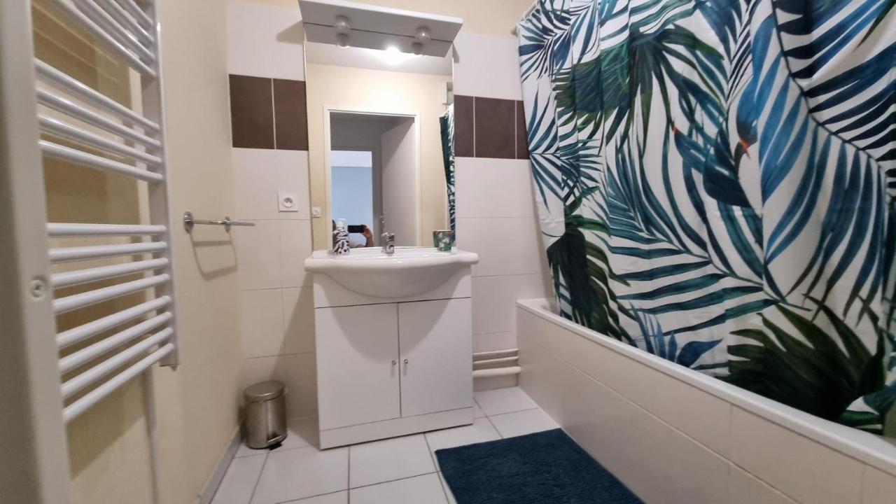 Apartamento Beau T2 bien équipé au calme ! Saint-Pierre-du-Mont  Exterior foto